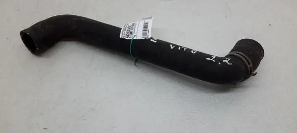 Mercedes-Benz Vito Viano W639 Engine coolant pipe/hose A6395014382