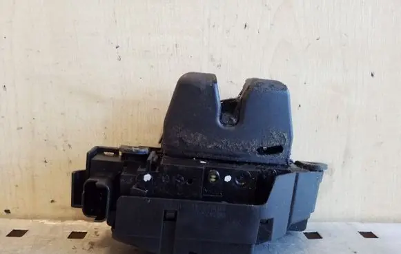 Citroen C4 Grand Picasso Loading door lock 9804762080