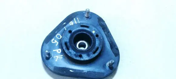 Toyota Corolla Verso AR10 Coil spring mount 