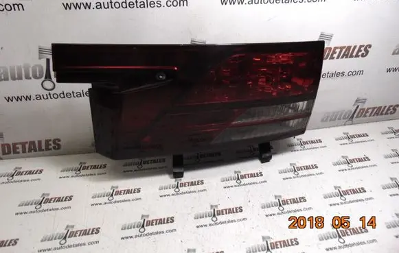 Toyota Previa (XR30, XR40) II Tailgate rear/tail lights