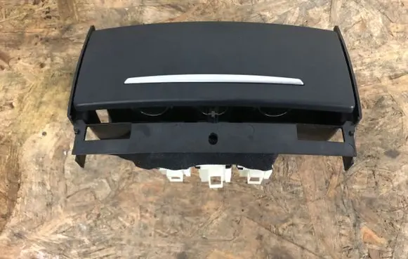 Audi A8 S8 D4 4H Ashtray (rear) 4H0864051B