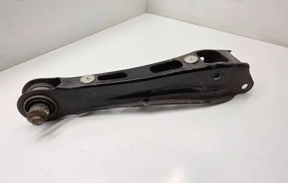 BMW X3 G01 Rear control arm 6871507 6871508