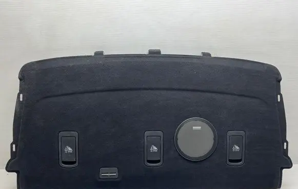 Parcel shelf