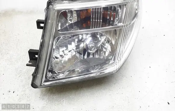 Nissan Navara Headlight/headlamp 26060eb40a