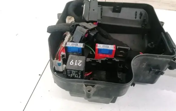 Skoda Superb B5 (3U) Fuse box set 8D1907355B