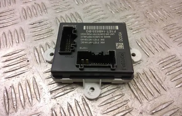 Ford Kuga II Door control unit/module f1et14b533bg