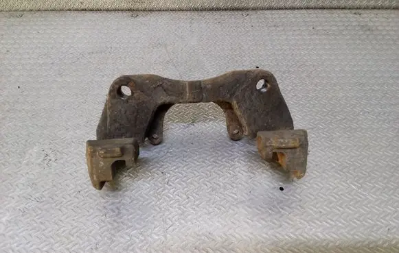 Volkswagen Transporter - Caravelle T6 Front Brake Caliper Pad/Carrier 