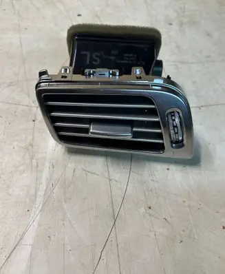 Mercedes-Benz CLS C218 X218 Dashboard side air vent grill/cover trim A2188300954