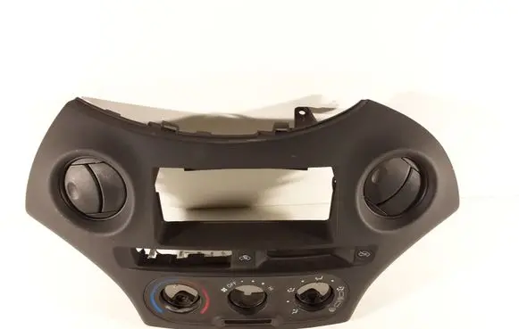 Toyota Yaris Dashboard center trim panel 7591970010 5565052110 7591977010