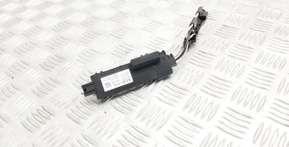 Volkswagen PASSAT B7 Alarm movement detector/sensor 3C0951171C