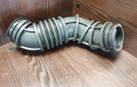 Ford Transit Air intake hose/pipe 2C119C623AD