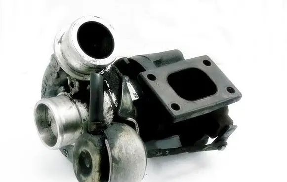 Nissan Primera Turbo 8115711526