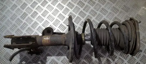 Toyota Avensis T270 Front shock absorber/damper 0347882