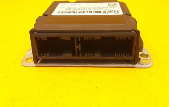 Mercedes-Benz Vito Viano W639 Airbag control unit/module A0009010201