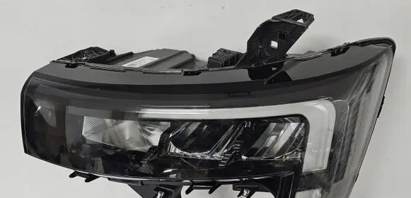 Renault Master III Headlight/headlamp 260609073R