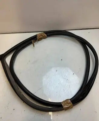 Front door rubber seal
