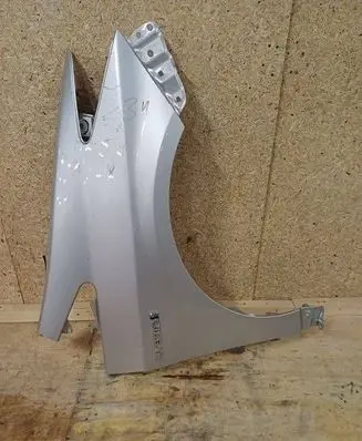 Toyota Prius (XW30) Fender 121212