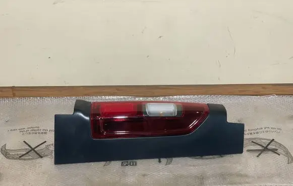 Renault Trafic III (X82) Rear/tail lights 265A14210R