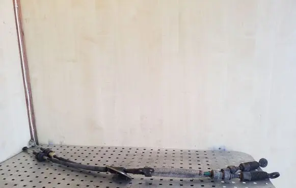 Gear shift cable linkage