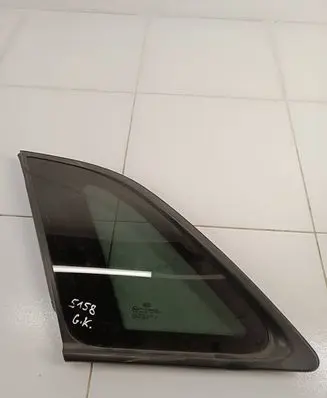KIA Sorento Rear side window 43R000399 DOT748AS3M35