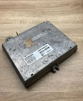 Renault Laguna I Engine control unit/module ECU 7700860316 S101727104Q