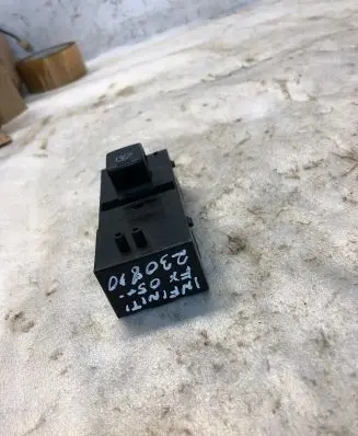 Infiniti FX Electric window control switch 3328