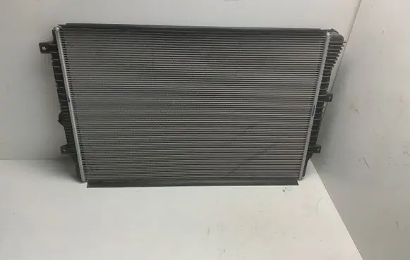 Volkswagen Jetta VI Radiator set 5C0121251L