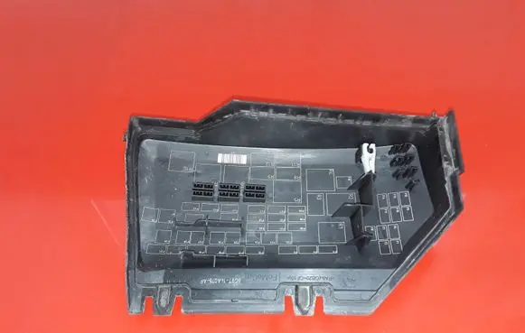 Ford Mondeo MK IV Fuse box cover 6G9T14A076AF