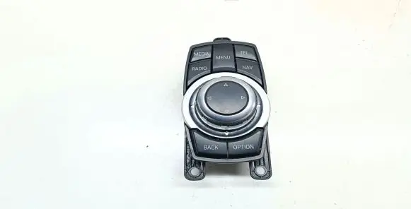 BMW 2 F46 Head unit multimedia control 9286699 65829286699