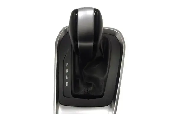 Renault Captur II Gear lever shifter trim leather/knob 