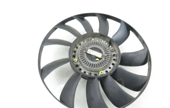Volkswagen PASSAT B5.5 Viscous fan clutch 06B121347