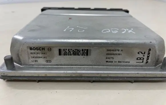 Volvo XC90 Engine control unit/module 0281011441 1039S04101 30646978