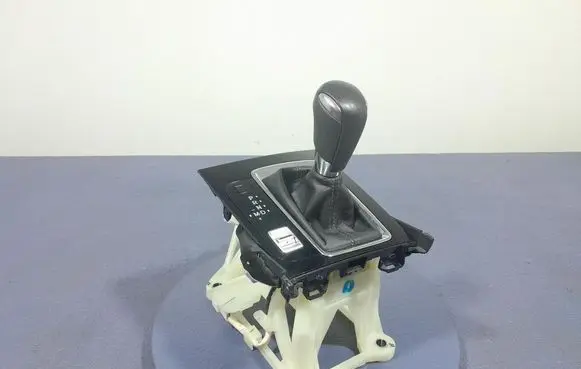 Mazda 3 III Gear shift rod BJT146100