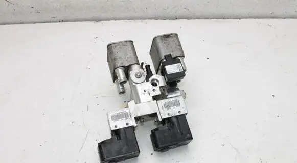 Jaguar I-Pace Air conditioning (A/C) expansion valve J9D36C582CA J9D38D304AA