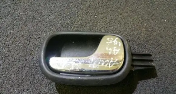 Audi A4 S4 B5 8D Rear door interior handle 8d0839020