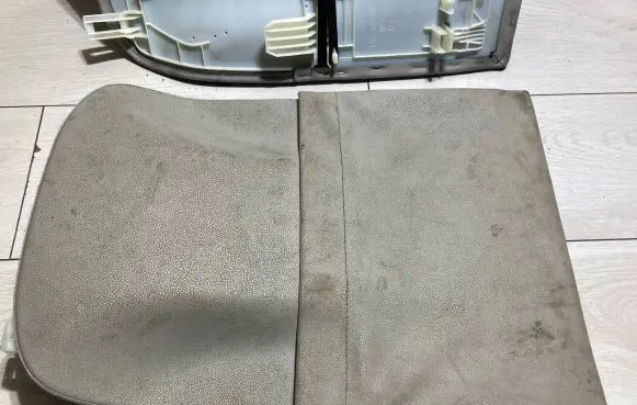 Mercedes-Benz E W212 Seat trim A2049105301