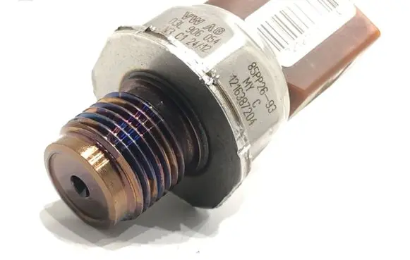 Audi A6 C7 Fuel pressure sensor 03L906054