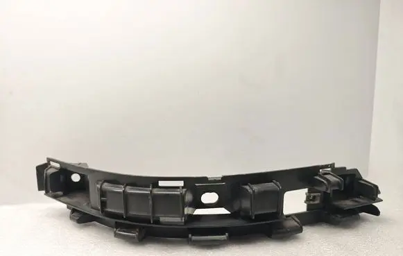 BMW 7 E65 E66 Rear bumper mounting bracket 7123797