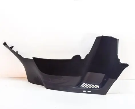 Trunk/boot side trim panel