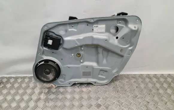 Front window lifting mechanism without motor