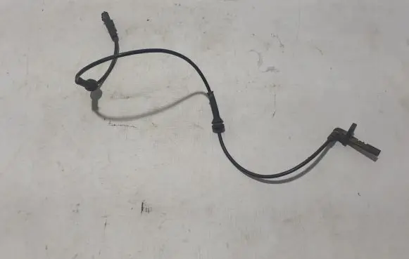 Renault Master III ABS rear brake sensor 8200735315