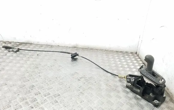 Volvo XC70 Gear shifter/selector 6849844