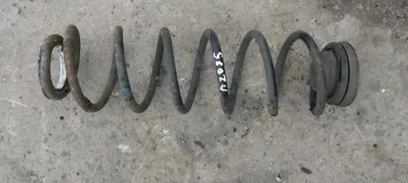 Volkswagen Polo Rear coil spring