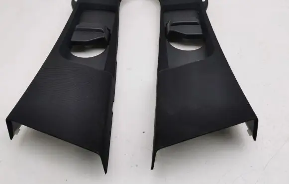 Mercedes-Benz E W212 (B) pillar trim (top) A2126900425 A2126900325