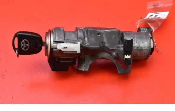 Toyota Avensis Verso Ignition lock