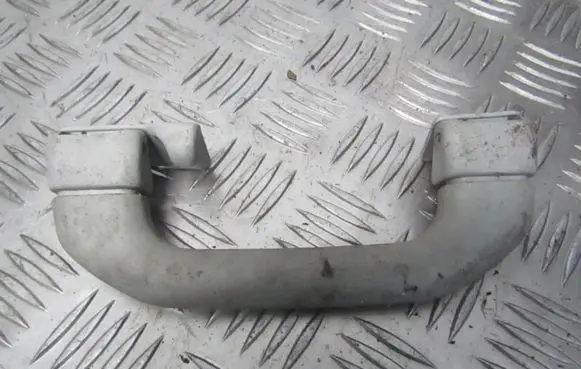 Volkswagen Golf III Rear interior roof grab handle 1h0857607