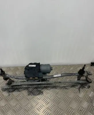 Audi A6 C7 Front wiper linkage and motor 4G1955023A 4G1955119