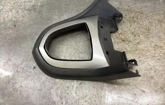 Peugeot 308 Gear shifter surround trim plastic 9658691277 1006352 1006358