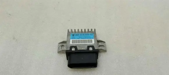 Porsche Boxster 982 Fuel injection pump control unit/module 99161802502