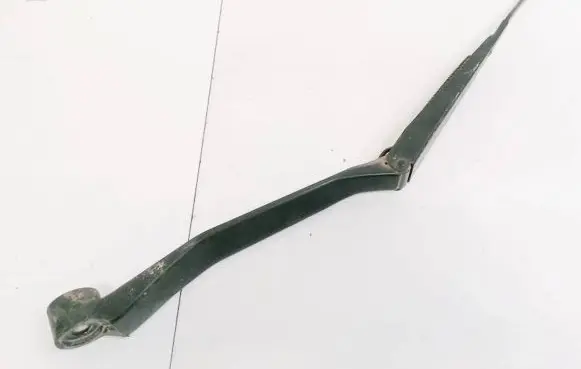 Toyota RAV 4 (XA20) Front wiper blade arm